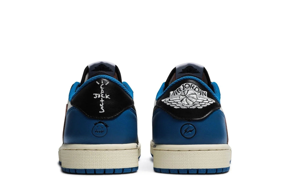 Air Jordan 1 Retro Low Fragment Design x Travis Scott Couro Branco Preto Azul